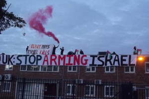 Protesters-call-for-an-arms-embargo-and-for-the-UK-to-stop-arming-Israel